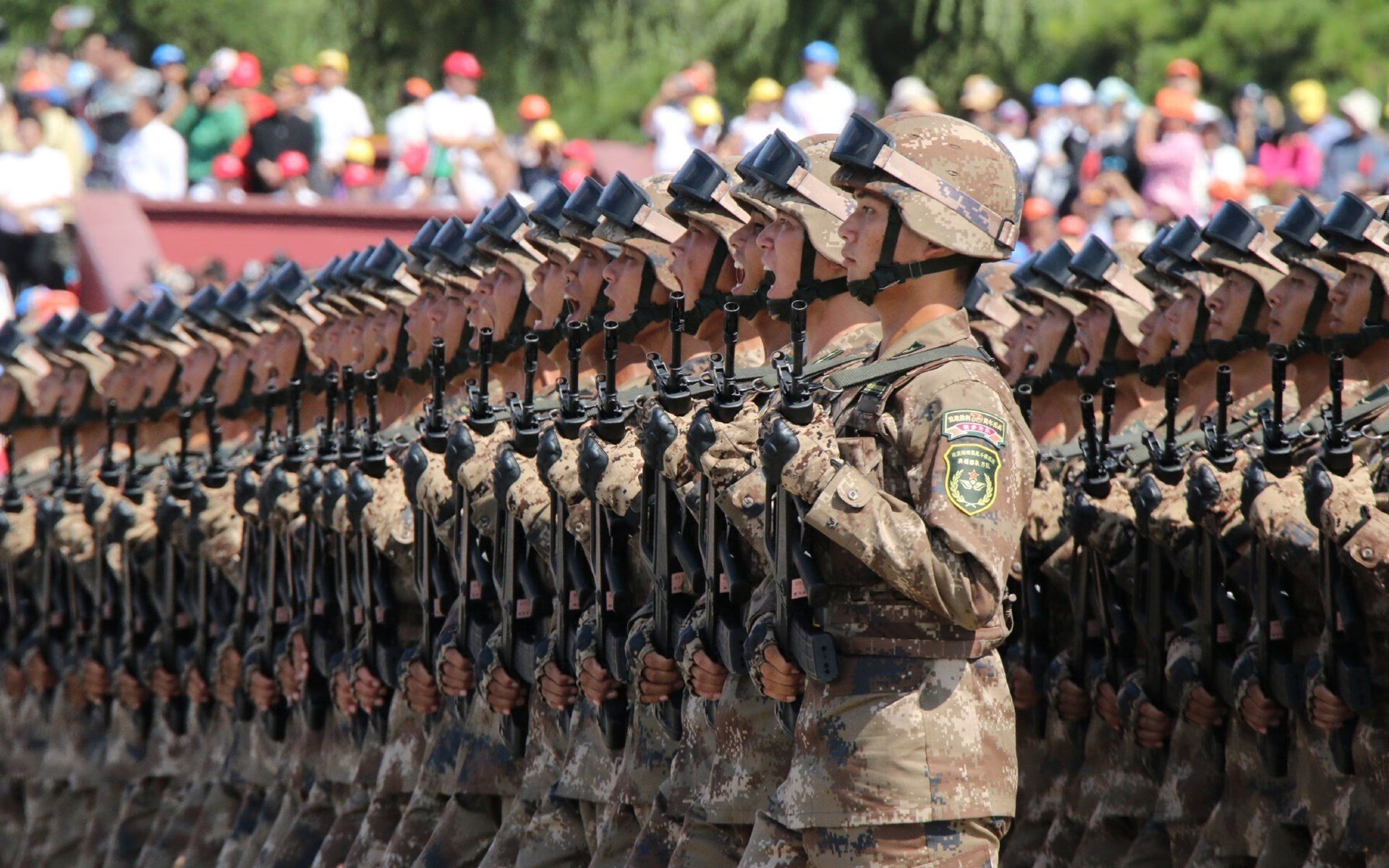 九游app下载中心-“德甲攻防大战：激烈对抗彰显球队实力”，德甲intro