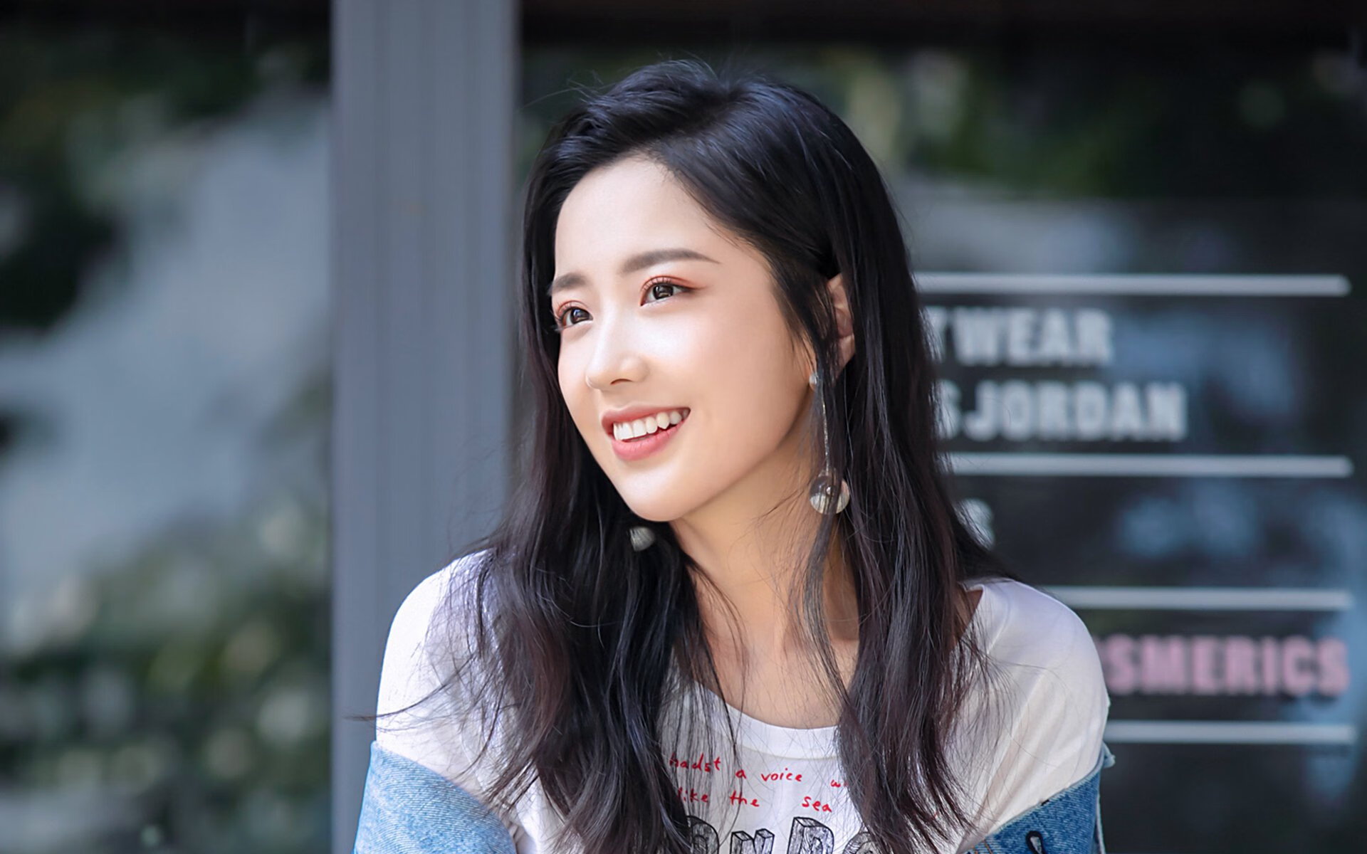 “智能裁判系统在中超首次应用，保障比赛公平公正”，人工智能足球裁判