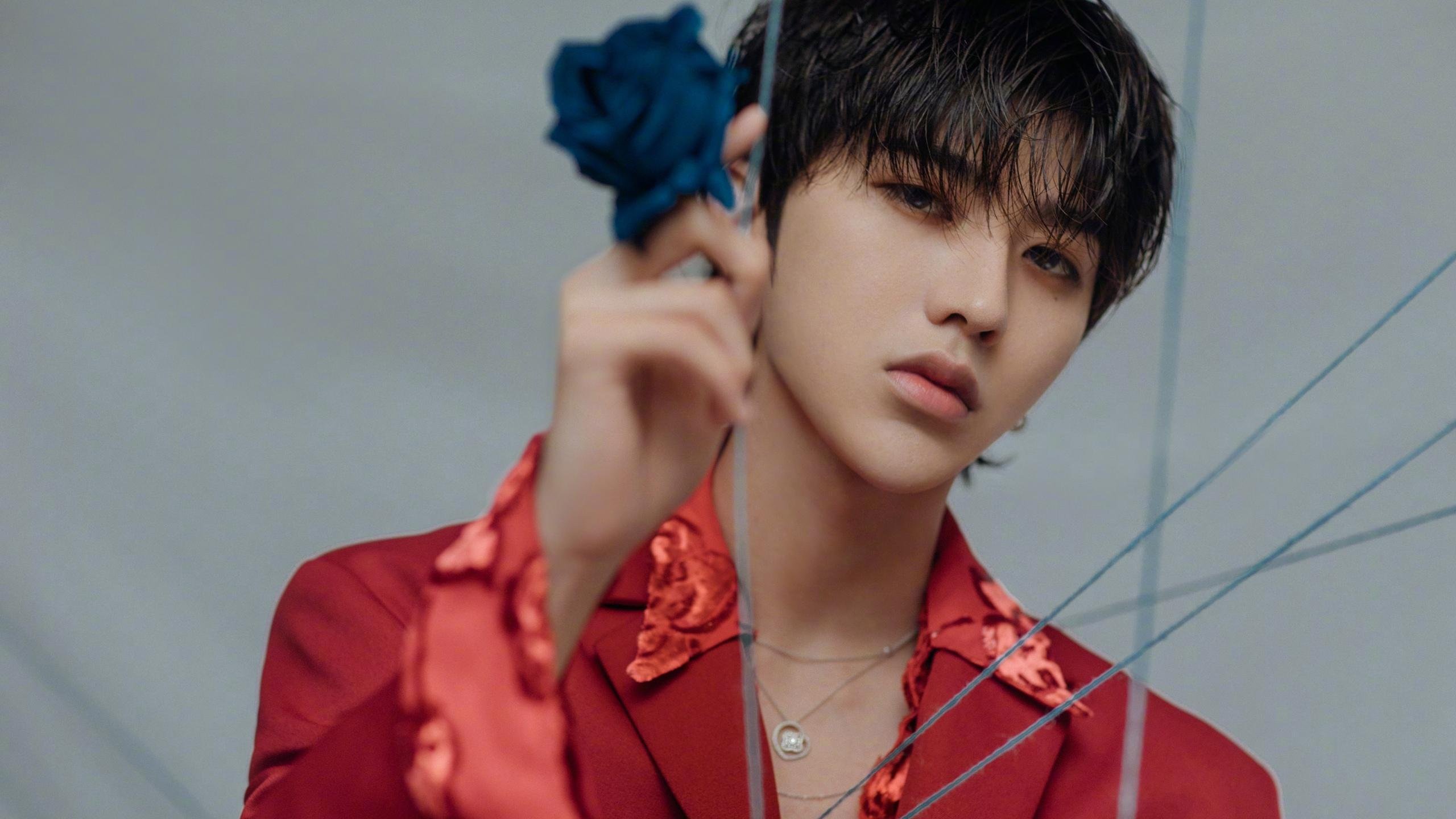 “英超最后冲刺:强队纷纷发力,争夺佳绩”,英超最后两轮对阵