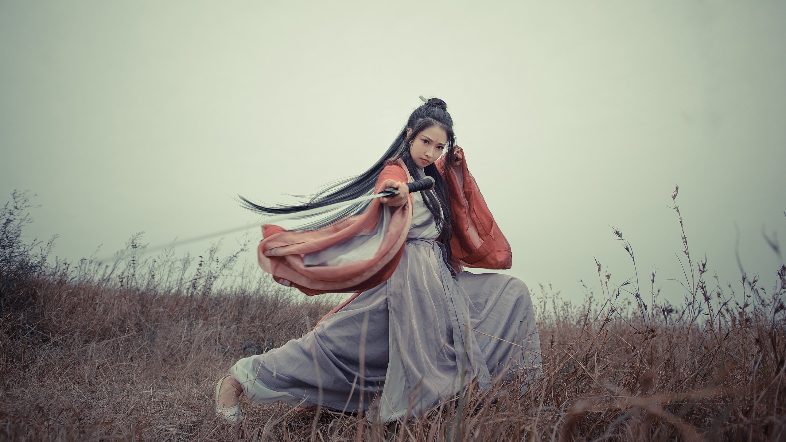 九游网游官网-《明星选手采访：他们的成长经历与心路历程》，明星采访综艺