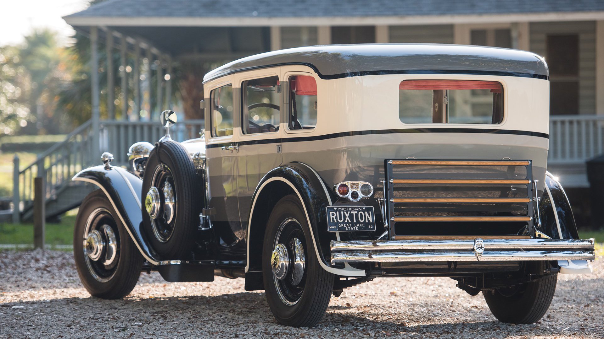 《青少年电竞竞技：成长的烦恼与未来的希望》，电竞青少年的逐梦路